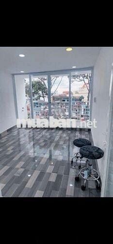 Mặt tiền đường 3 tháng 2 kinh doanh sầm uất 5tỷ9