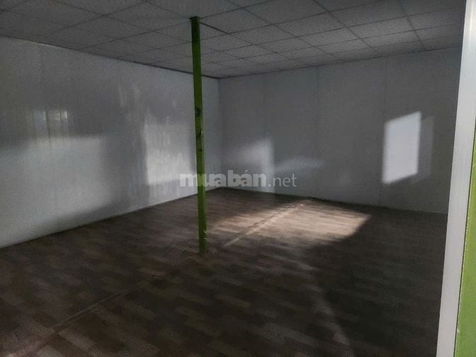 *Cho thuê kho xưởng*1800m2 gần đường Nguyễn Duy Trinh, Phú Hữu, Quận 9