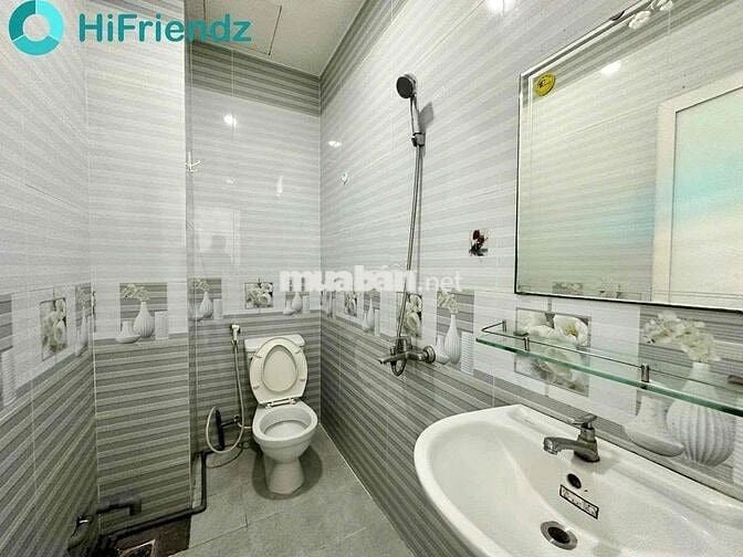 CHO THUÊ CĂN HỘ FULL NỘI THẤT NHÀ MỚI SẠCH SẼ NGAY CẦU CÔNG LÝ