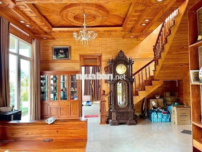 Biệt thự trung tâm Phường 1 TP.Bảo Lộc 370m2 sẵn thổ cư giá tốt