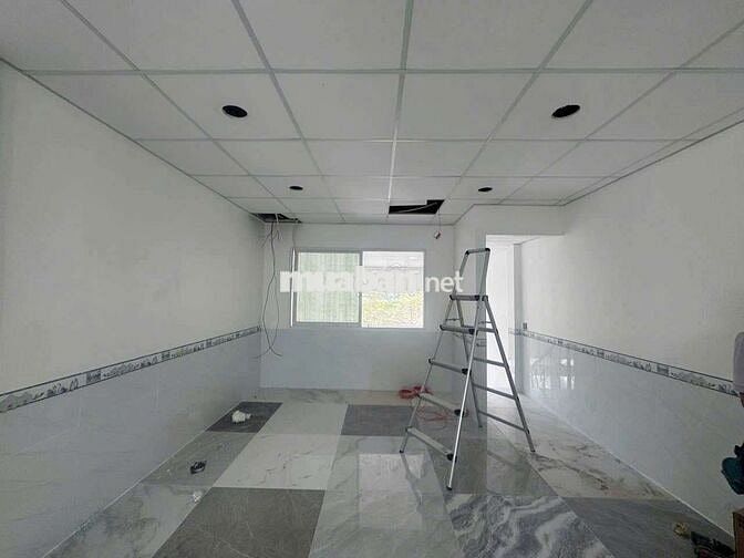 Cho thuê nhà mặt tiền đường xe hơi xe trải