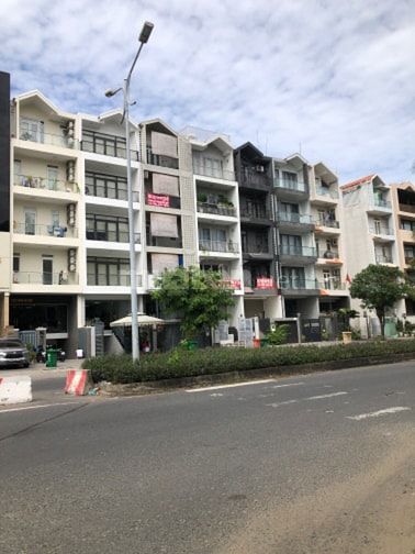 Nhà mặt tiền Nguyễn Thị Thập có thang máy vị trí đẹp 80tr/th