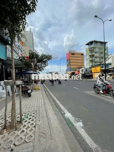 CHO THUÊ NHÀ MỚI XÂY MẶT TIỀN DƯƠNG QUẢNG HÀM (TRỆT 6 LẦU 5m X 13m)