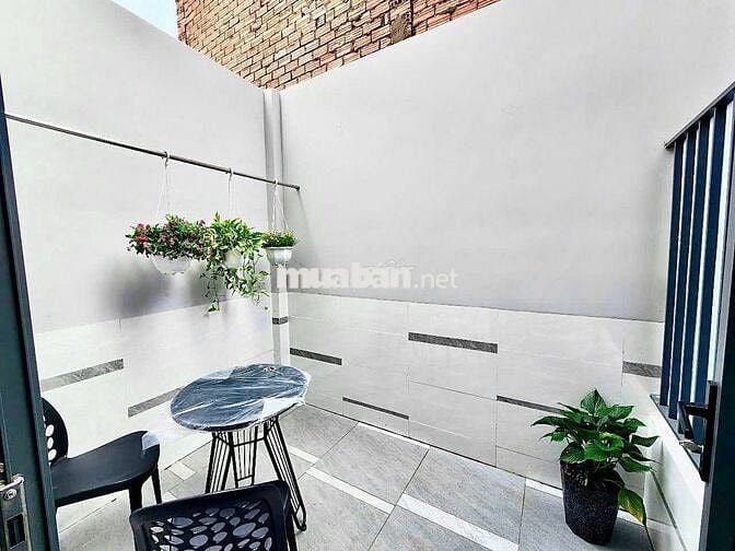 DUPLEX BAN CÔNG FULL NỘI THẤT NGAY SVĐ PHÚ THỌ