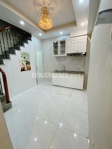 NHÀ RIÊNG MINH KHAI-ĐỐI DIỆN TIMECITY-ÔTÔ ĐỖ CỬA-22m2-4TẦNG-CHỈ 3TỶ500