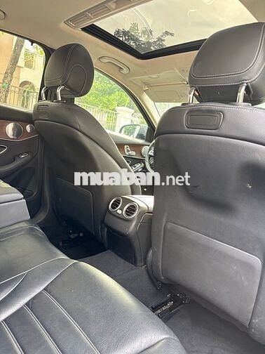 Mercedes Benz C200 Exclusive - 42.000 dặm 2019