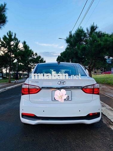 Hyundai Grand i10 2017 Sedan 1.2 MT - 80000 km