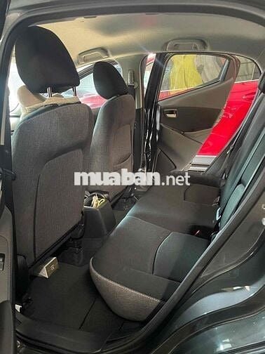 Mazda 2 2024 1.5 AT - 300000 km