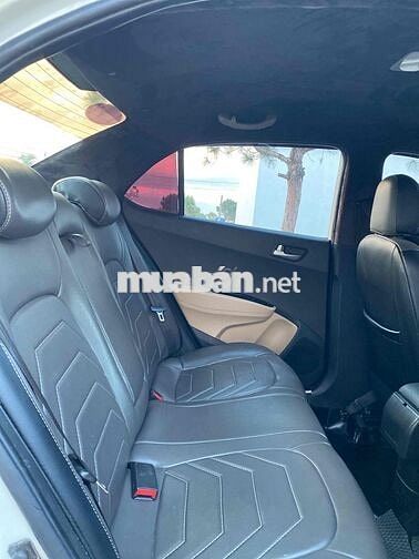 Hyundai Grand i10 2017 Sedan 1.2 MT - 80000 km