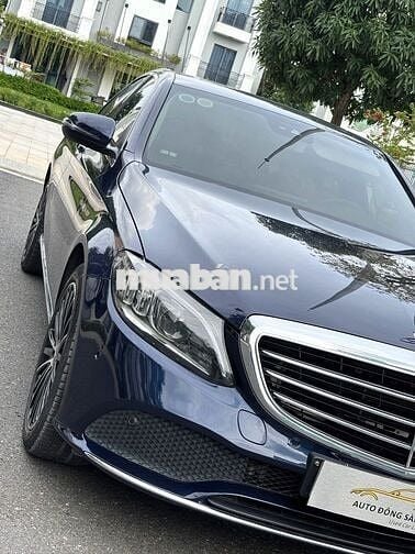 Mercedes Benz C200 Exclusive - 42.000 dặm 2019