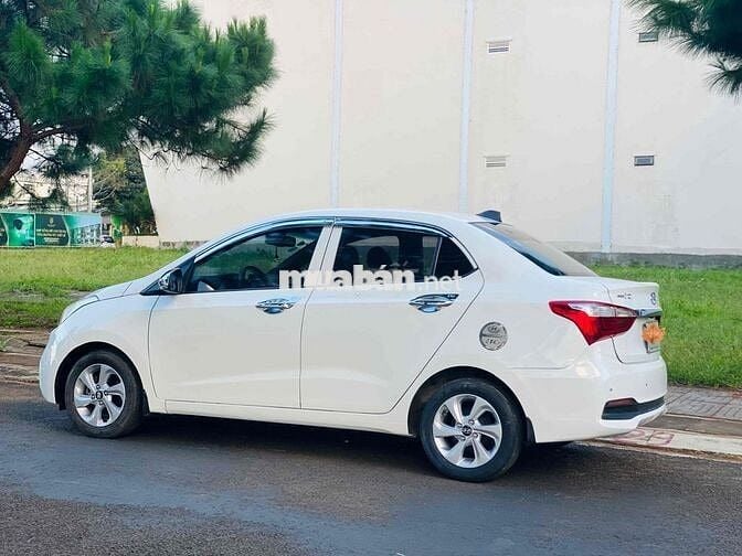 Hyundai Grand i10 2017 Sedan 1.2 MT - 80000 km
