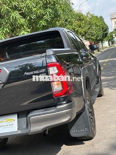 Toyota Hilux 2.8L 4x4 AT Adventure 2021 Nhập Thái