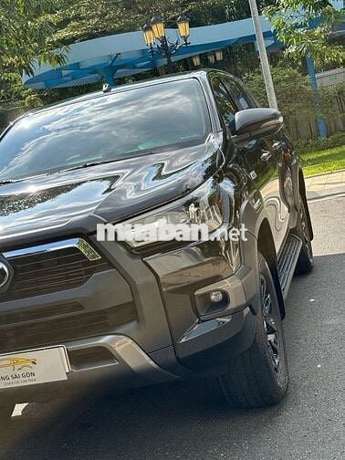 Toyota Hilux 2.8L 4x4 AT Adventure 2021 Nhập Thái