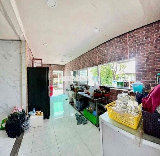 Cho thuê mặt bằng 1200m2, phường Phước Tân, Biên Hoà, Đồng Nai.