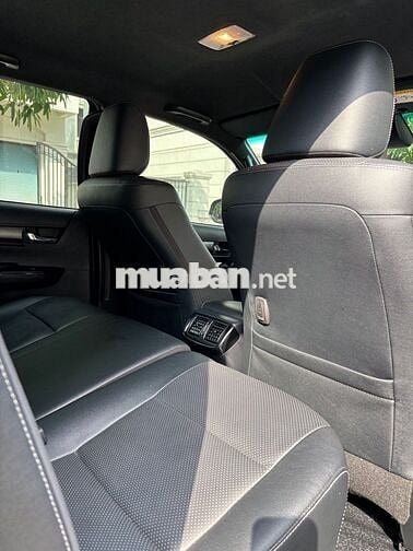 Toyota Hilux 2.8L 4x4 AT Adventure 2021 Nhập Thái