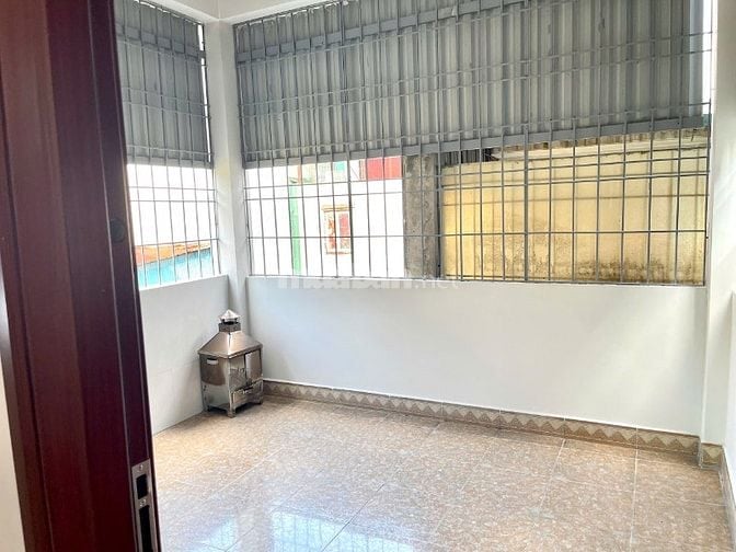 Nhà 45m² x 4 tầng | 11.6 tỷ- Khương Đình Thanh Xuân- có ban công thoán