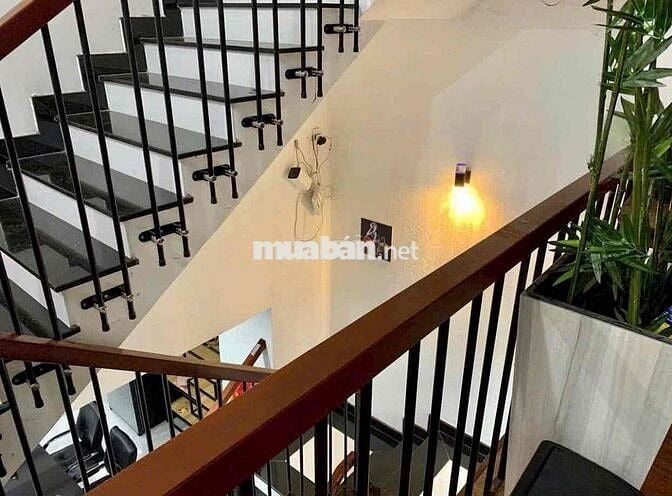 Cho thuê nhà đẹp 1Trệt 2Lầu, Kdc Bửu Long, Biên Hoà, Đồng Nai.