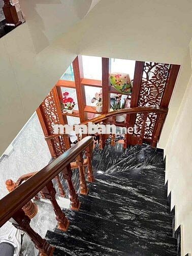bán nhà đức thượng , chục kinh doanh , ô tô chánh , full nội thật