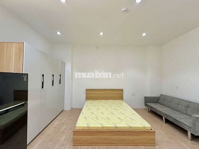 CH Studio Cửa Sổ Lầu Cao View City Thoáng Mát Full NT Thang Máy Hầm Xe