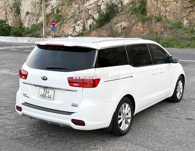 Kia Sedona 2020 2.2 DAT Luxury - 78000 km