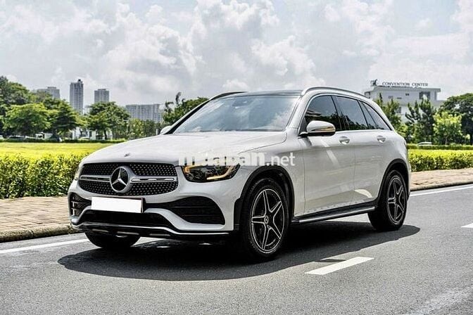 Mercedes GLC300 V1 2022 - sang trọng thể thao