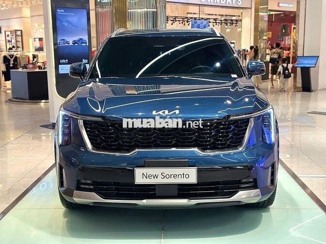 Kia Sorento 2025- Tặng bảo hiểm thân vỏ + giảm giá