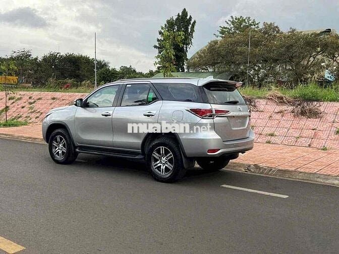 Toyota Fortuner 2017 2.4G 4x2 MT - 105000 km