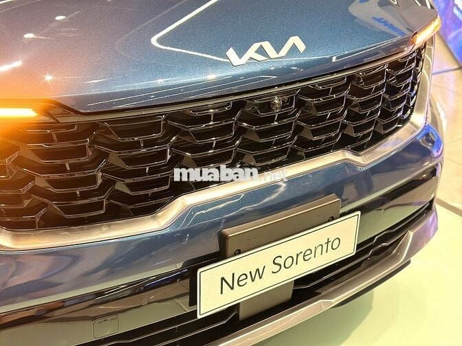 Kia Sorento 2025- Tặng bảo hiểm thân vỏ + giảm giá