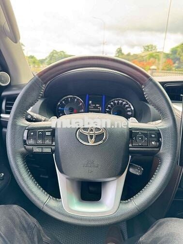 Toyota Fortuner 2020 2.4G 4x2 AT - 93000 km