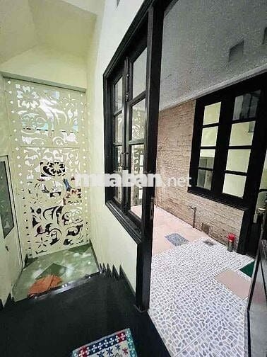 BÁN NHÀ MẶT TIỀN TRUNG TÂM QUẬN TÂN PHÚ – NHÀ ĐẸP 5 TẦNG – GẦN CHỢ VIP
