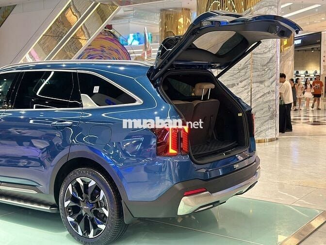 Kia Sorento 2025- Tặng bảo hiểm thân vỏ + giảm giá