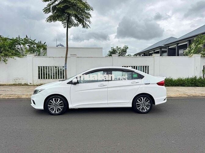 Honda City 2*** km