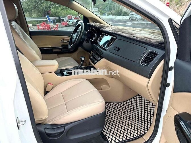 Kia Sedona 2020 2.2 DAT Luxury - 78000 km
