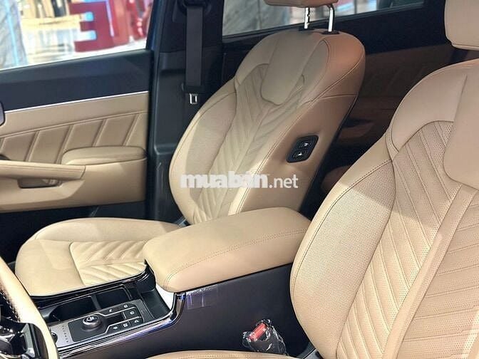 Kia Sorento 2025- Tặng bảo hiểm thân vỏ + giảm giá