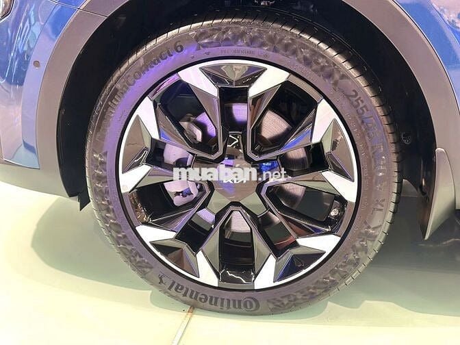 Kia Sorento 2025- Tặng bảo hiểm thân vỏ + giảm giá