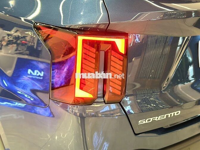 Kia Sorento 2025- Tặng bảo hiểm thân vỏ + giảm giá
