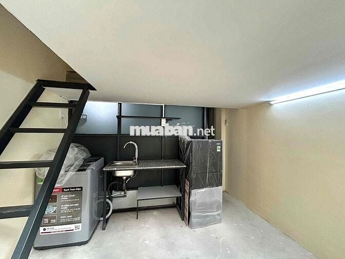 Khai trương Căn Hộ Dịch Vụ mới 100% ngay trung tâm Q10 gác ban công