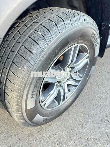 Toyota Fortuner 2017 2.4G 4x2 MT - 105000 km
