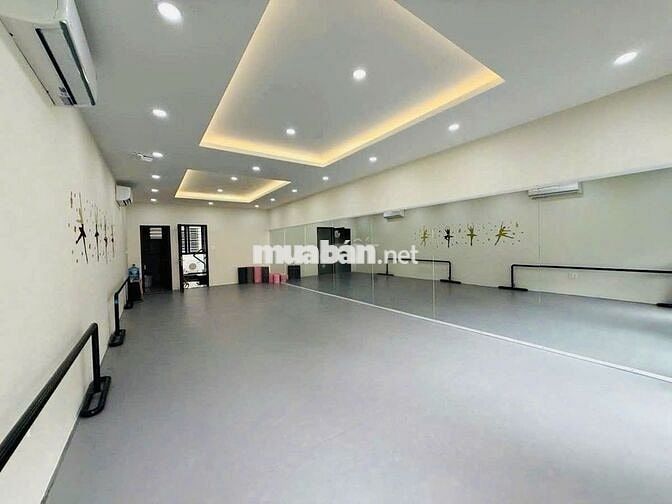 VIP NHÀ MẶT TIỀN MỚI ĐẸP, VỊ TRÍ KINH DOANH SẦM UẤT–CÓ THANG MÁY –PCCC