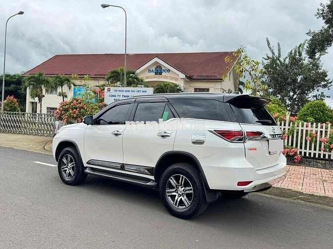 Toyota Fortuner 2020 2.4G 4x2 AT - 93000 km
