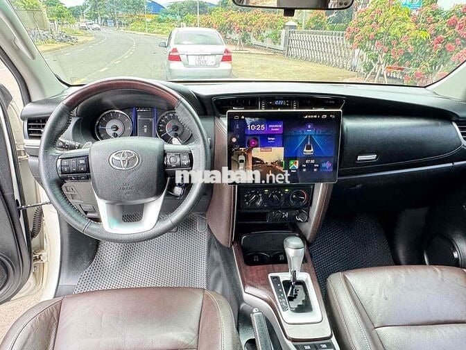 Toyota Fortuner 2020 2.4G 4x2 AT - 93000 km
