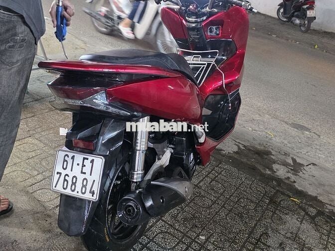 CHÍNH CHỦ CẦN BÁN PCX LÊN VF3