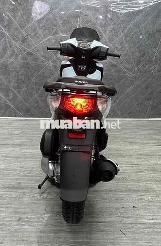 SH Ý 2012 150i HSCT trắng đen Sport