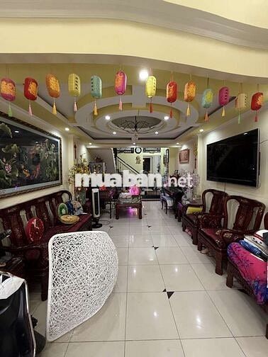 MT Đường số 41,Q7, DT: 72m2, 5Tầng , Ngang4x18m, Nhỉnh 18tỷ TL
