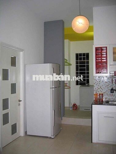 CHO THUÊ PEN HOUSE SỐ 1 TÔN THẤT THUYẾT QUẬN 4 | 18 TR 3PN 2WC | 102M2