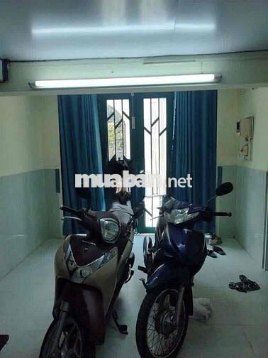 nhà tinh lộ 10, 1trệt2lầu, 3PN, hẻm oto, gần Aeon, giáp Q6, cọc 1tháng