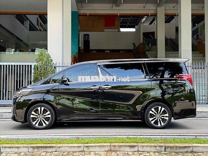 cần bán Toyota Alphard luxury exclusive sx2022