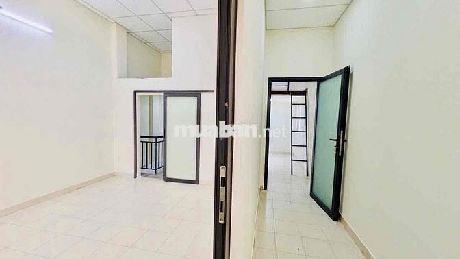 🏡 5 PHÒNG NGỦ 1 GÁC LỬNG - NHÀ ĐẸP TRUNG TÂM QUẬN 3 – 55M² – 3 TẦNG