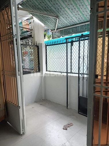 Cho thuê nhà nguyên căn 1 trệt 1 lửng 40m² – sạch đẹp, thoáng mát.