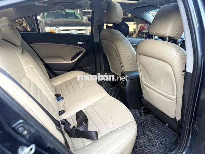 CERATO 1.6luxury 2018 CHUẨN 7 VẠN ,HỖ TRỢ VAY 70%